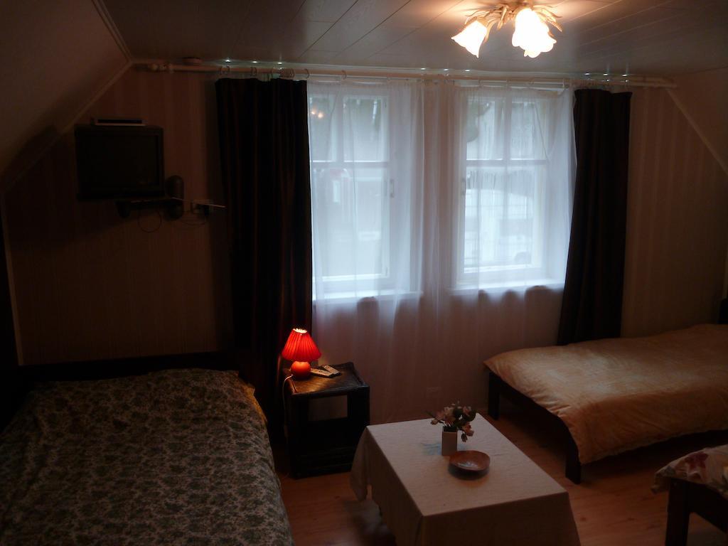 Maee Farm Villa Rouge Room photo